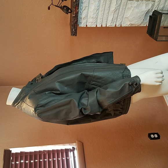 Vtg in great condition genuine leather jacket - Picture 5 of 6